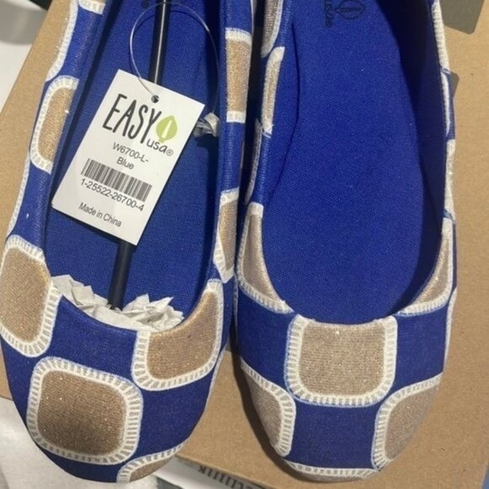 Easy USA Women Blue Tan Geometric Ballet Flats Slip On Shoes Size 6